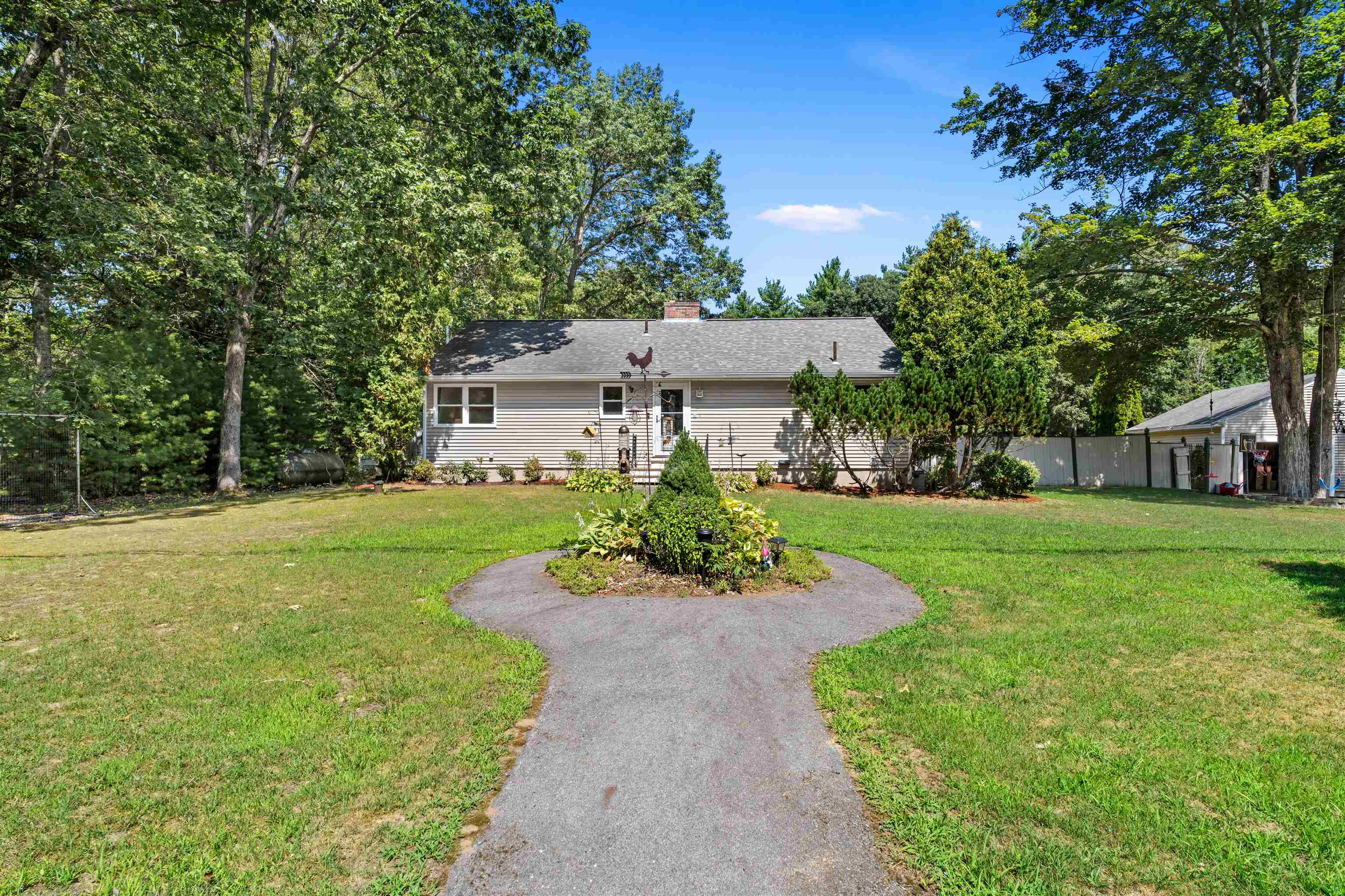 32 Robyn Avenue