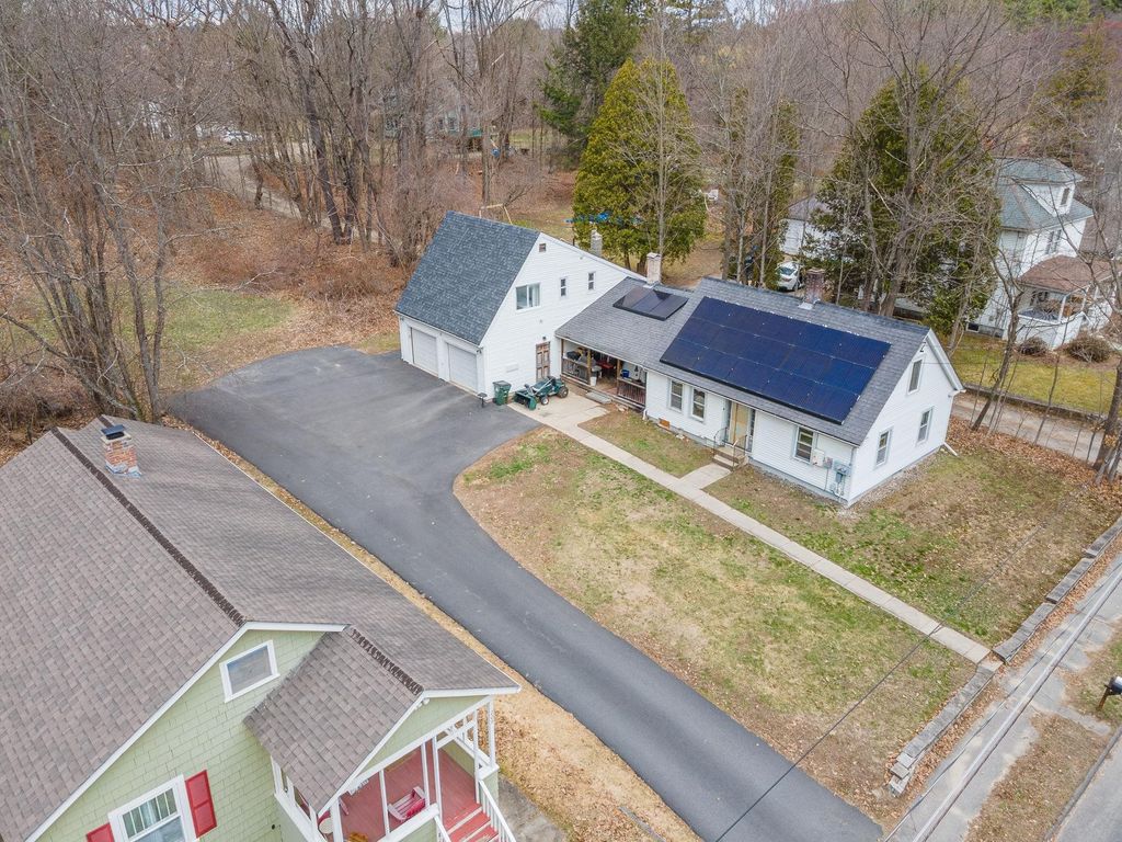 Photo of 212 Gilsum Street, Keene, NH 03431 (MLS # 5084166)