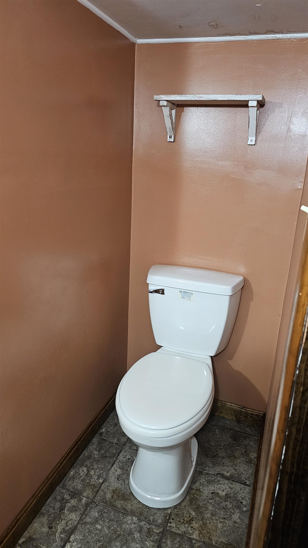 Hudson, New Hampshire 03051, United States, 3 Bedrooms Bedrooms, ,2 BathroomsBathrooms,Residential,Active,229502