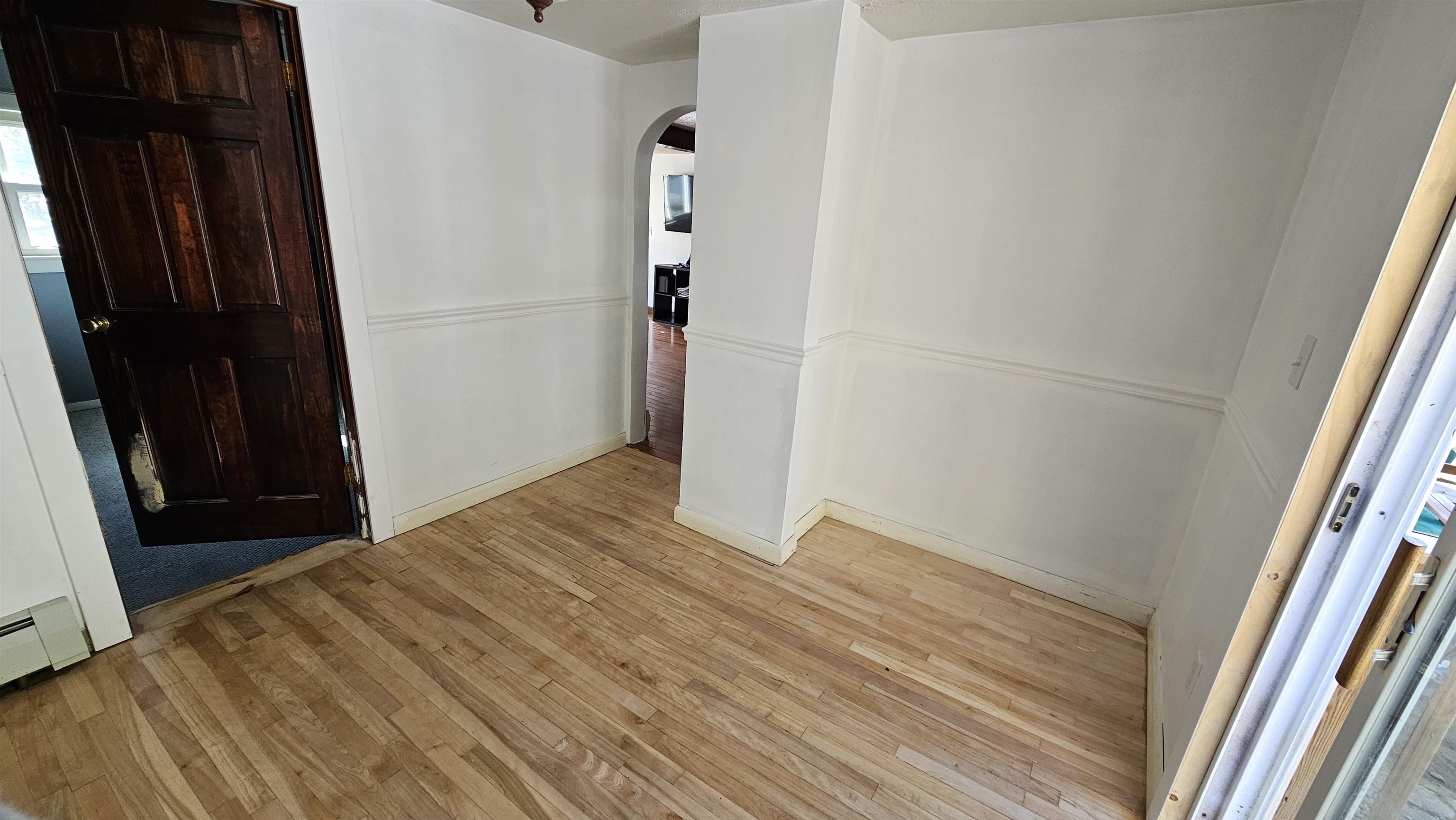 Hudson, New Hampshire 03051, United States, 3 Bedrooms Bedrooms, ,2 BathroomsBathrooms,Residential,Active,229502