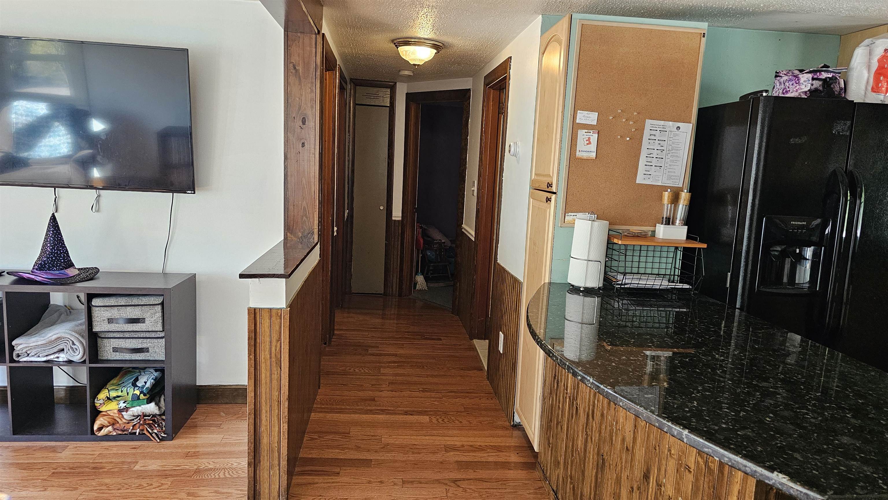 Hudson, New Hampshire 03051, United States, 3 Bedrooms Bedrooms, ,2 BathroomsBathrooms,Residential,Active,229502