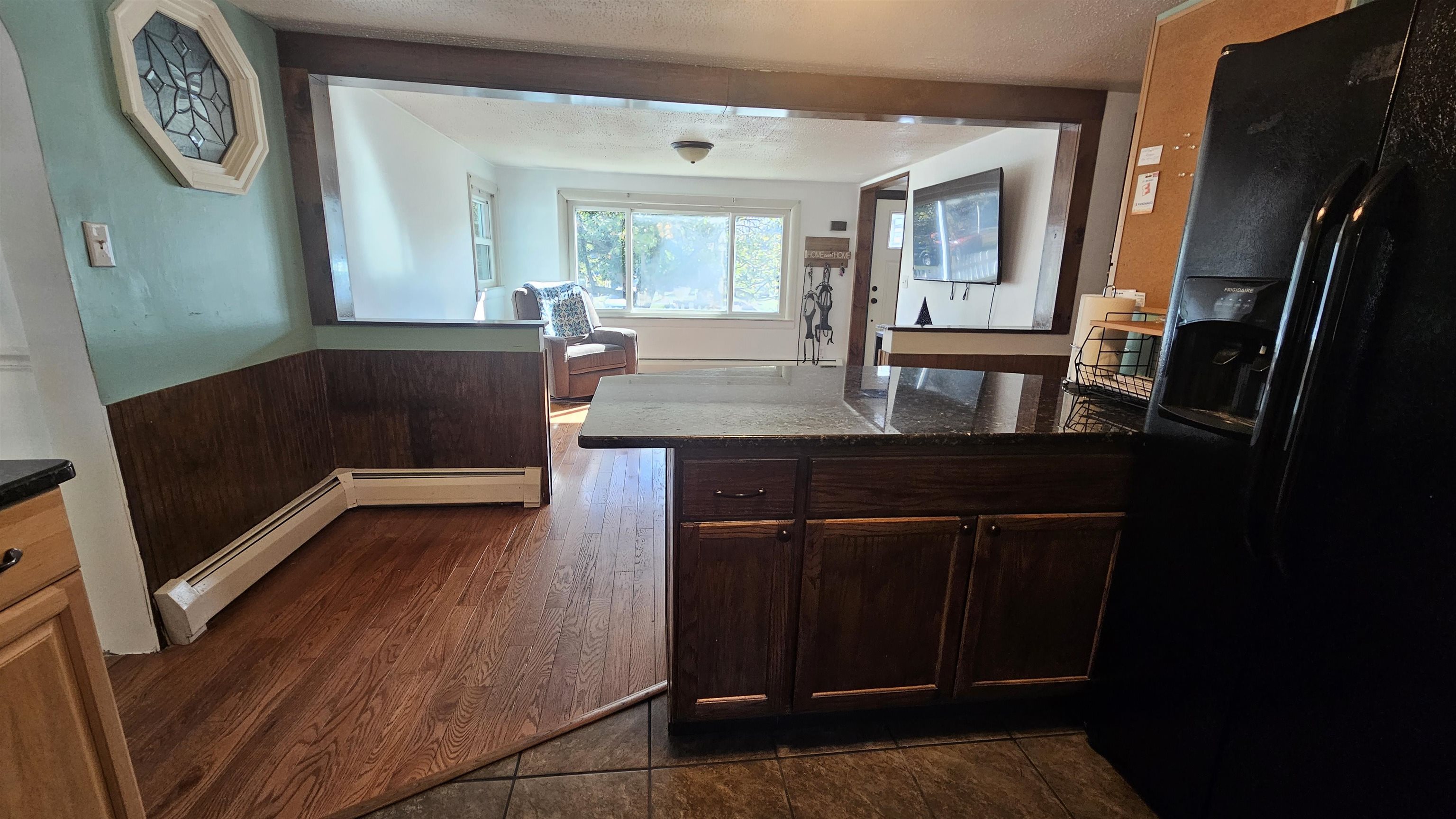 Hudson, New Hampshire 03051, United States, 3 Bedrooms Bedrooms, ,2 BathroomsBathrooms,Residential,Active,229502