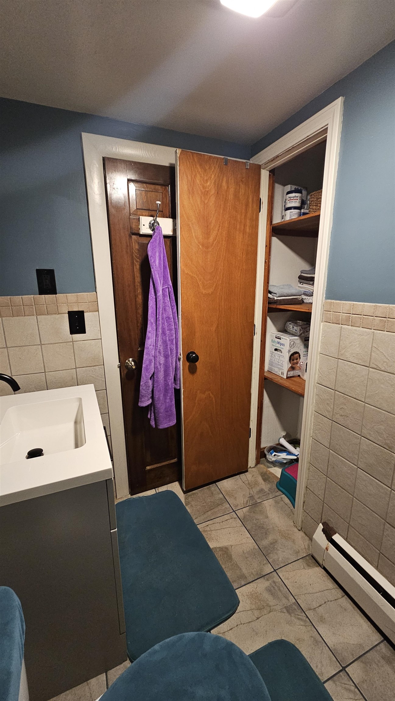 Hudson, New Hampshire 03051, United States, 3 Bedrooms Bedrooms, ,2 BathroomsBathrooms,Residential,Active,229502