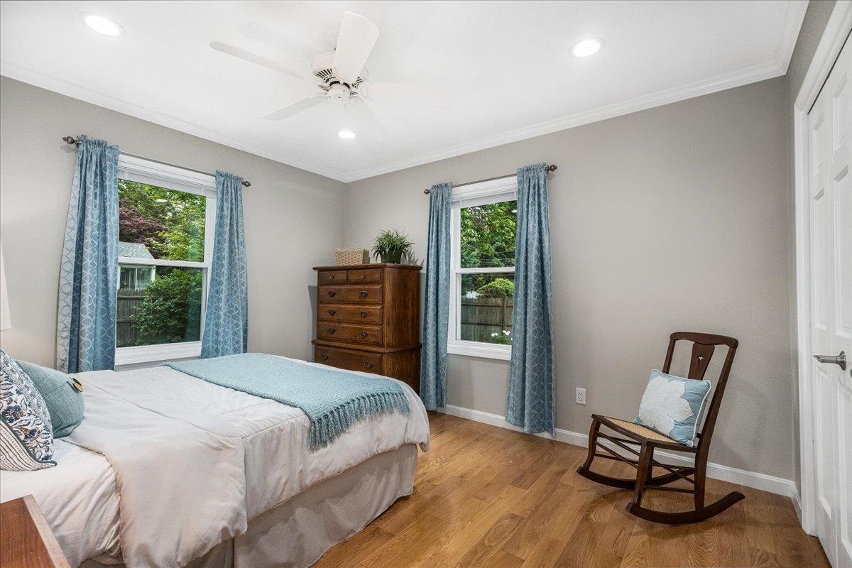 Nashua, New Hampshire 03060, United States, 2 Bedrooms Bedrooms, ,1 BathroomBathrooms,Residential,Active,154555