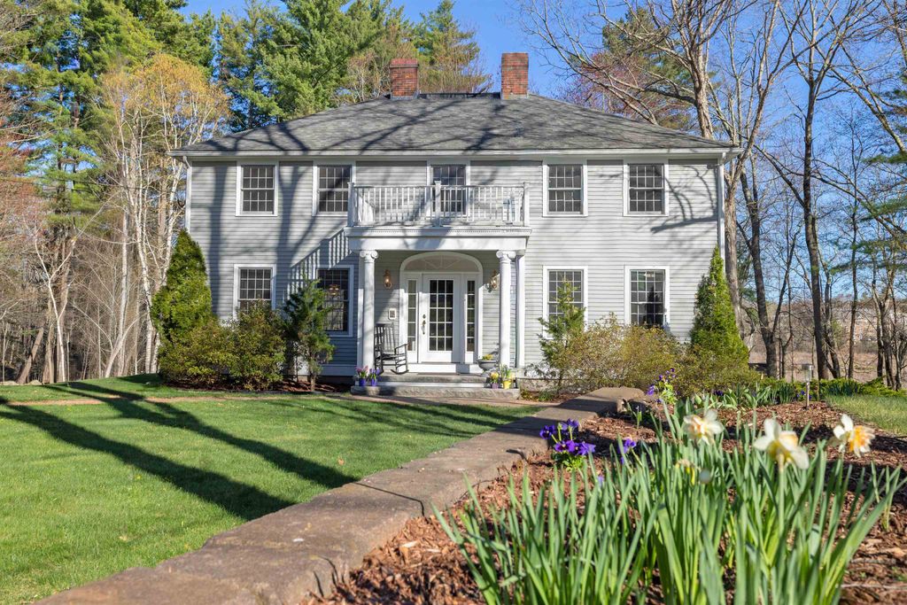 Photo of 60 Cambridge Road, Hampstead, NH 03841 (MLS # 5086235)