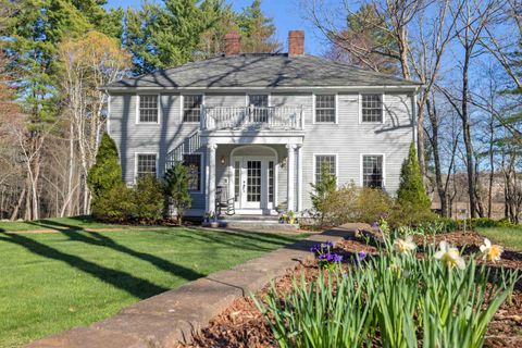 Photo of 60 Cambridge Road, Hampstead, NH 03841 (MLS # 5086235)