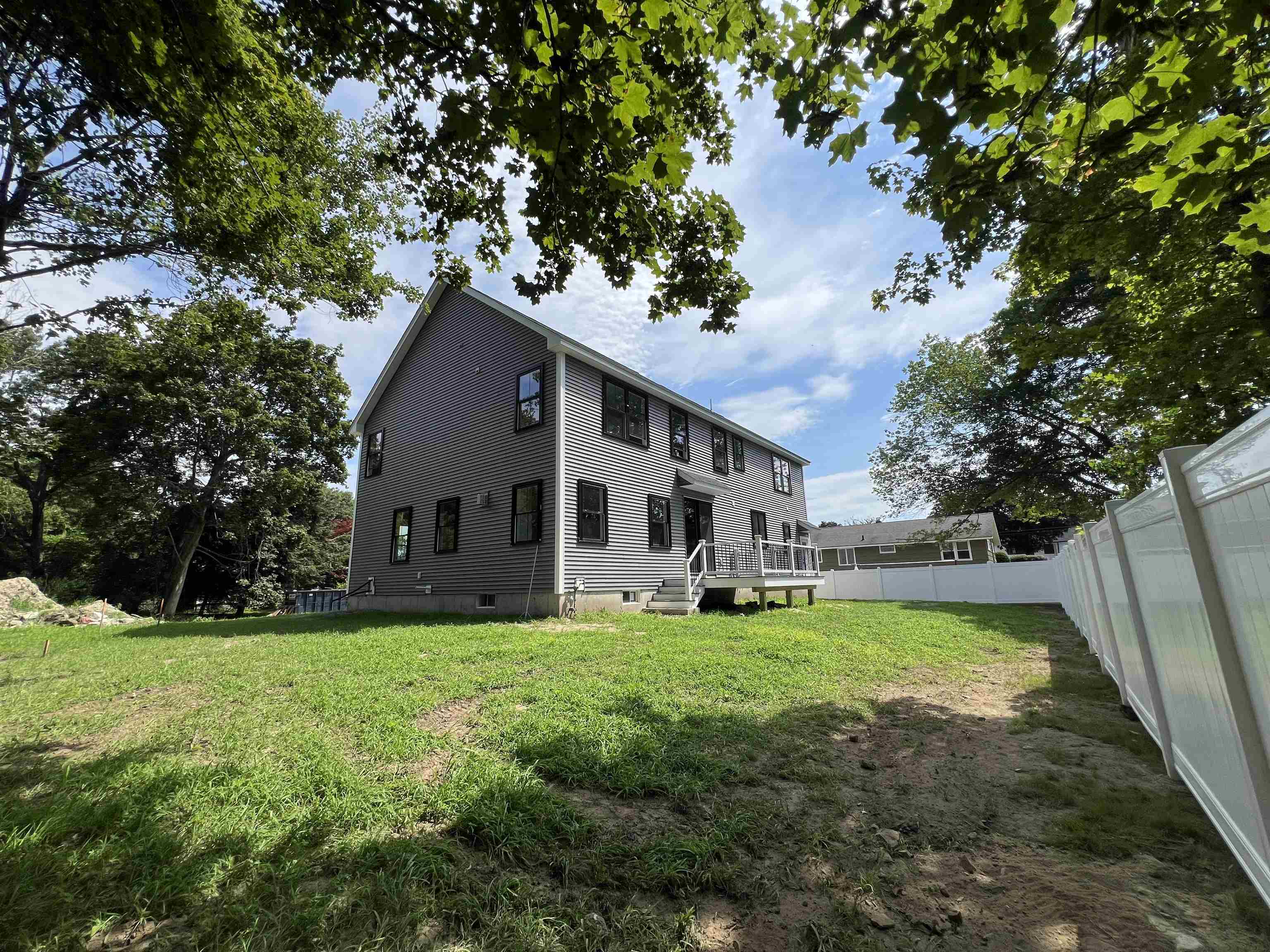 8 Senter Street