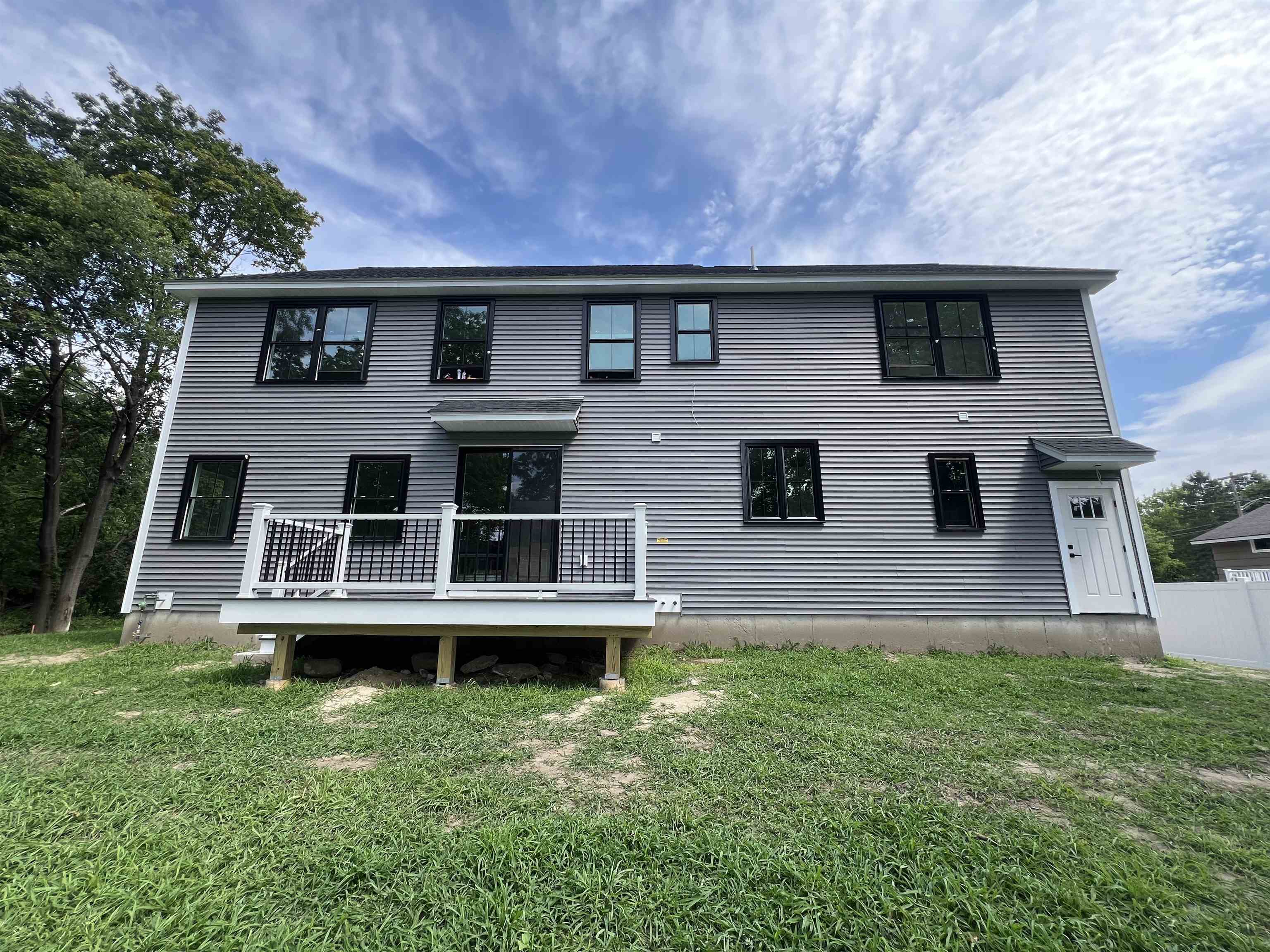 8 Senter Street