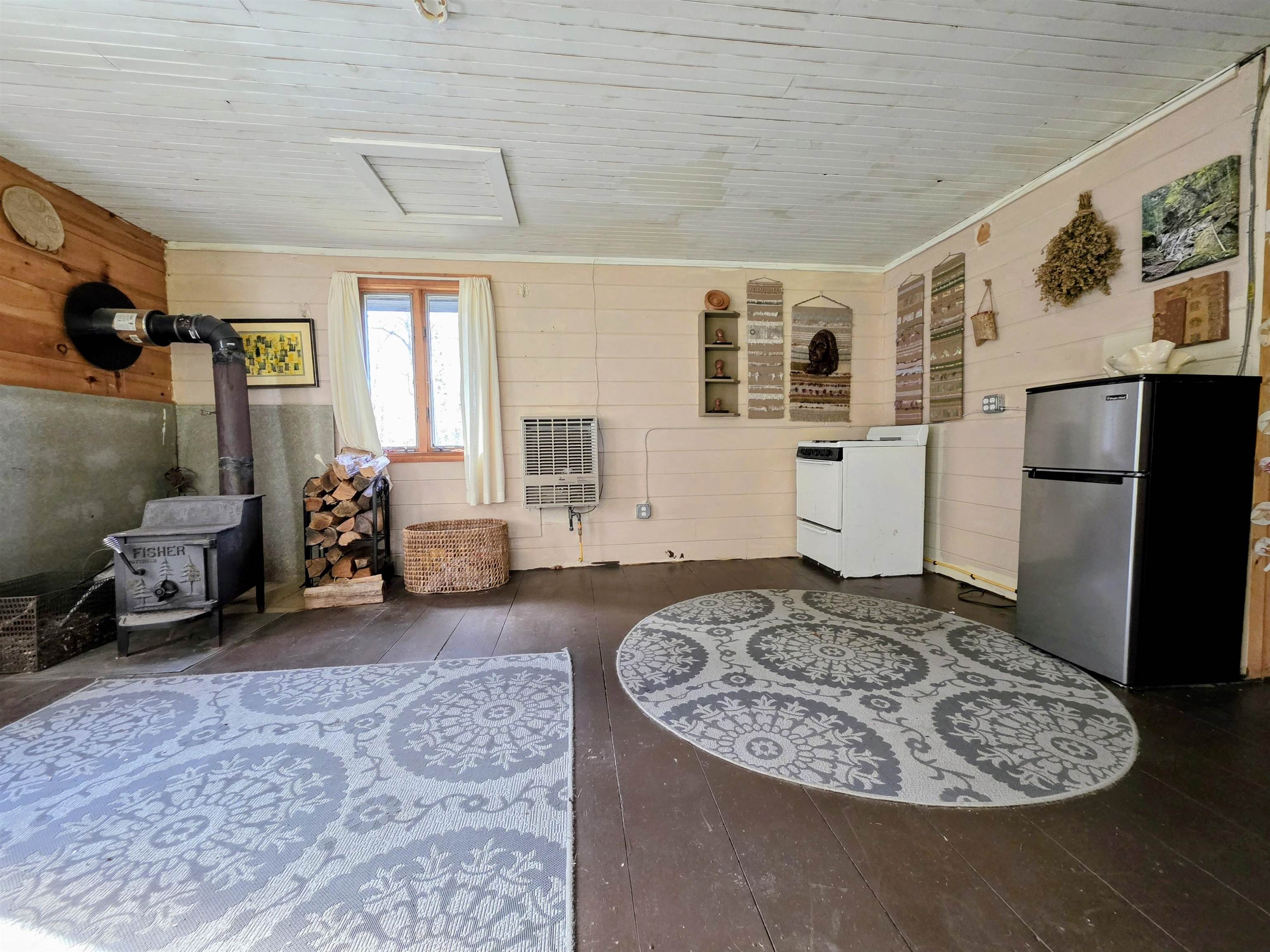 Columbia, New Hampshire 03590, United States, 1 Bedroom Bedrooms, ,1 BathroomBathrooms,Residential,Active,222176