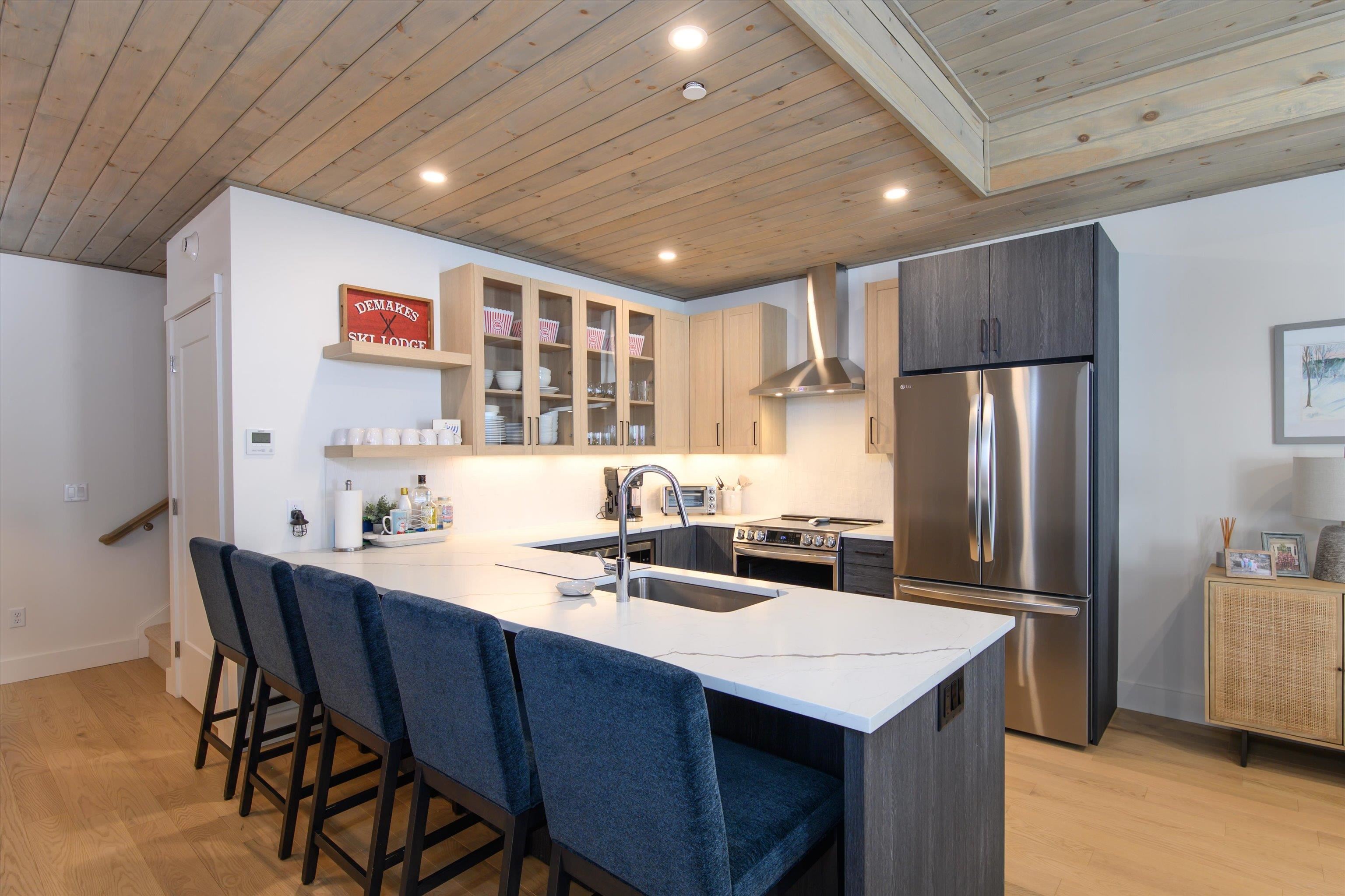 37 Village Center Road Blue Spruce #4