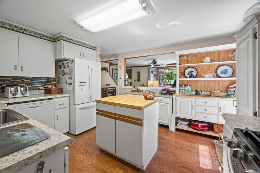 Photo of 34 Tall Pine Road, Moultonborough, NH 03254 (MLS # 5089556)