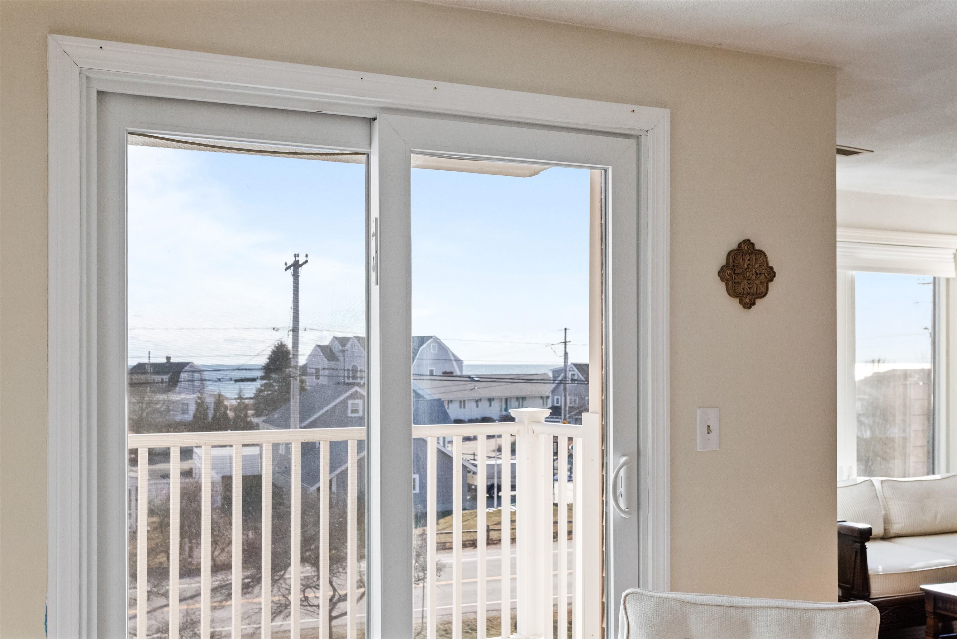 975 Ocean Boulevard #10