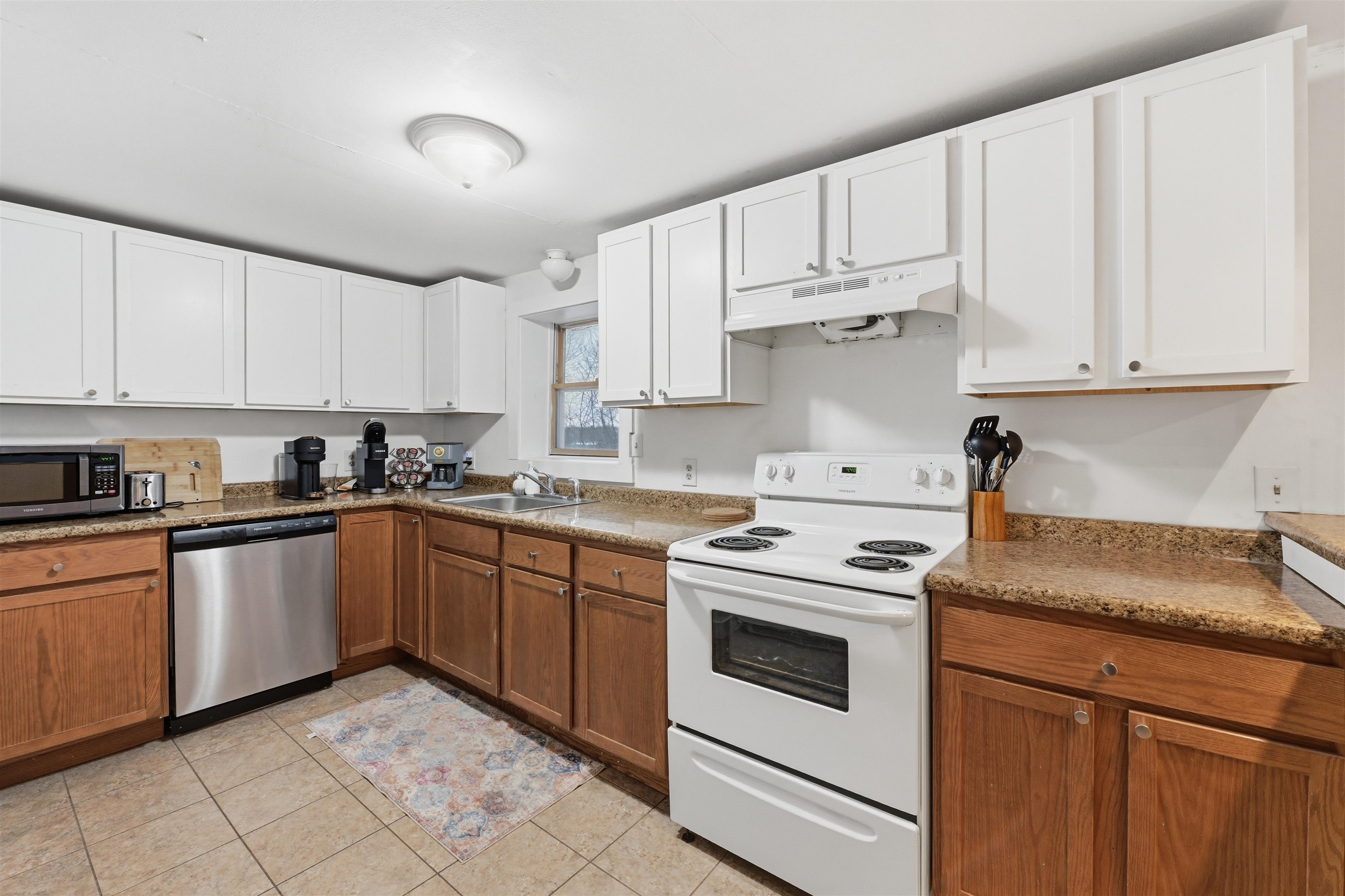 446 Colchester Avenue