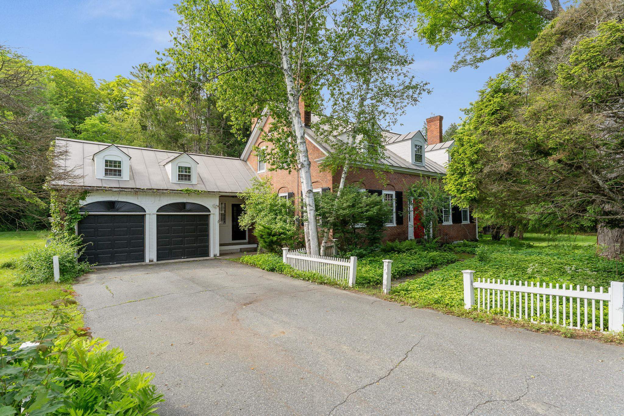 1522 Barnard Road
