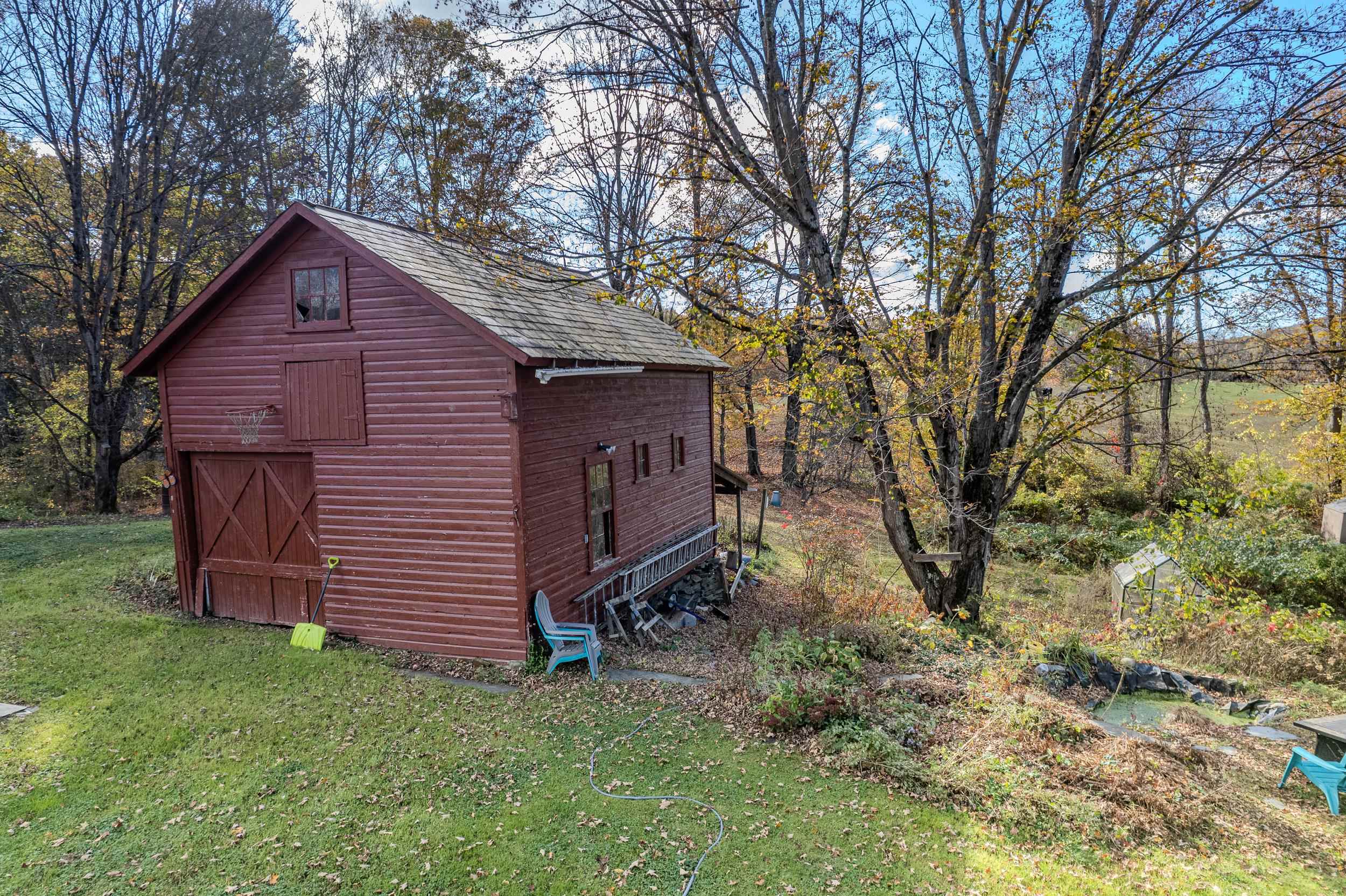 84 Ruby Road