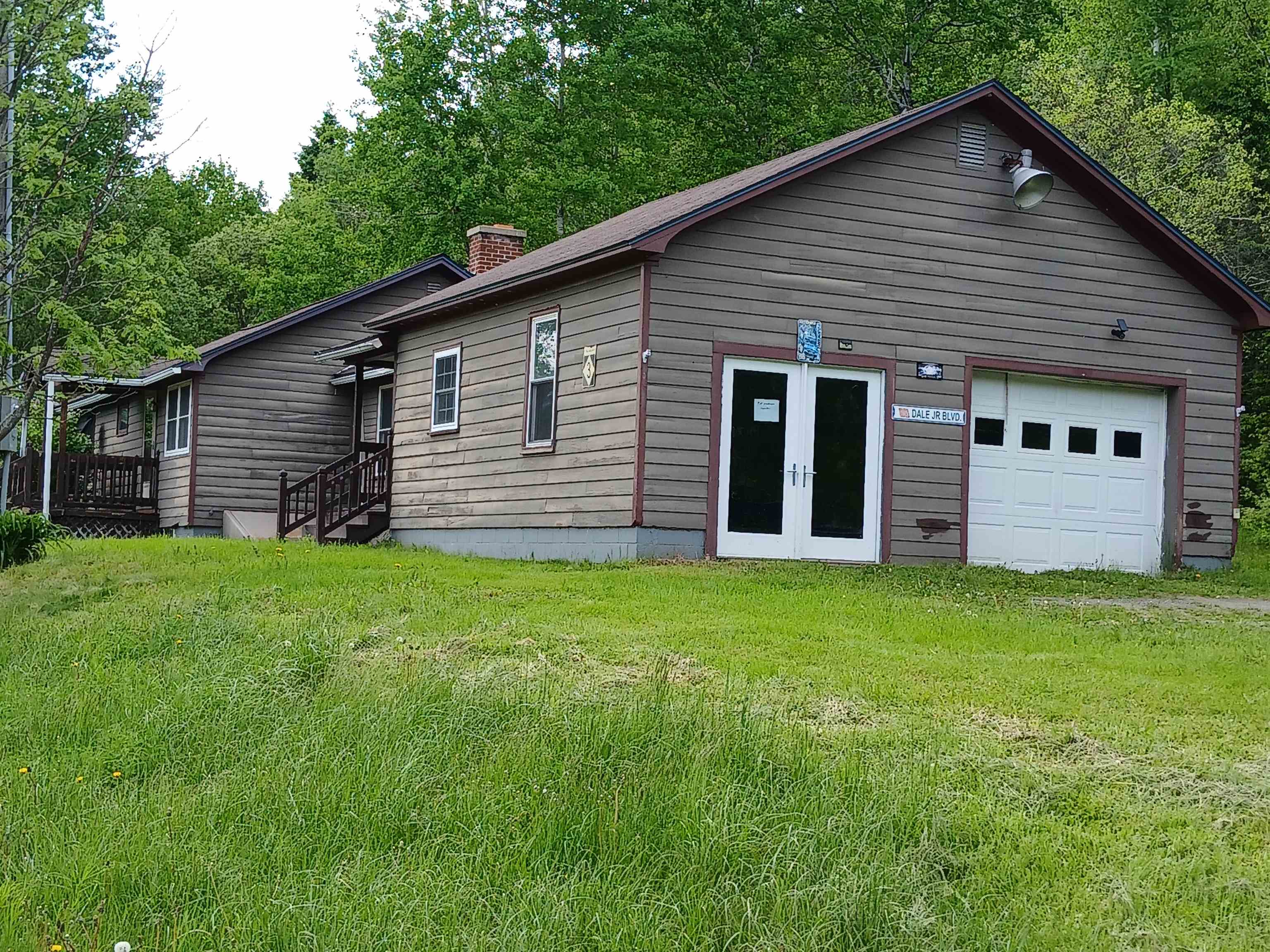 193 Reed Road