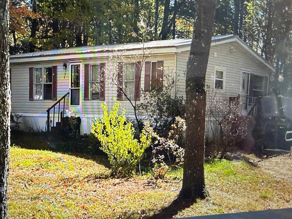 Photo of 108 Lucas Pond Road, Northwood, NH 03261 (MLS # 5070564)