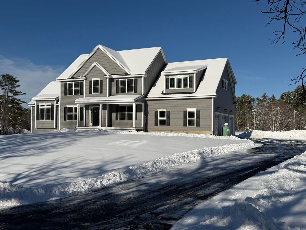 Photo of 91 Raymond Road, Auburn, NH 03032 (MLS # 5071162)