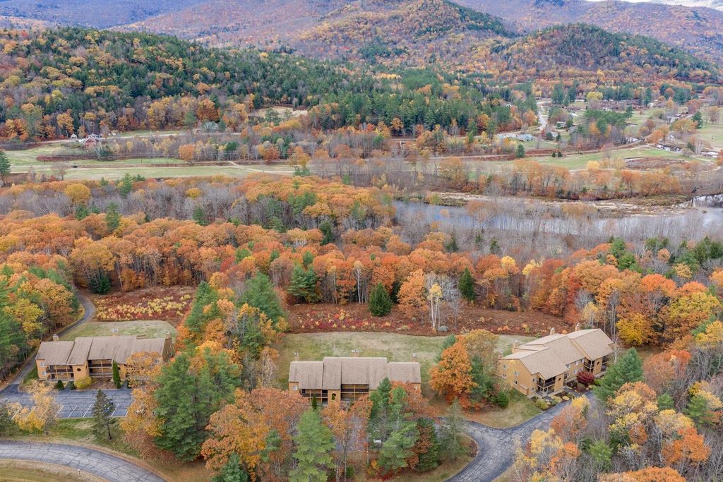 Photo of 15 Tennis Lane #B14, Thornton, NH 03223 (MLS # 5067652)