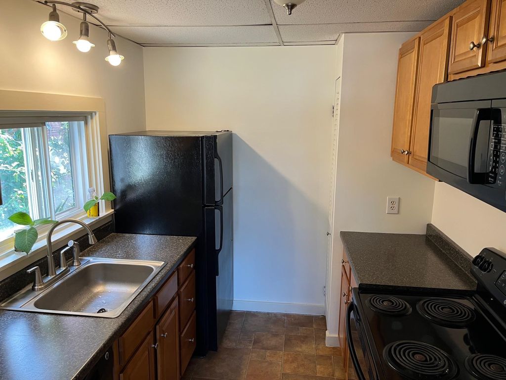 Photo of 137 Main Street, Epping, NH 03042 (MLS # 5072363)