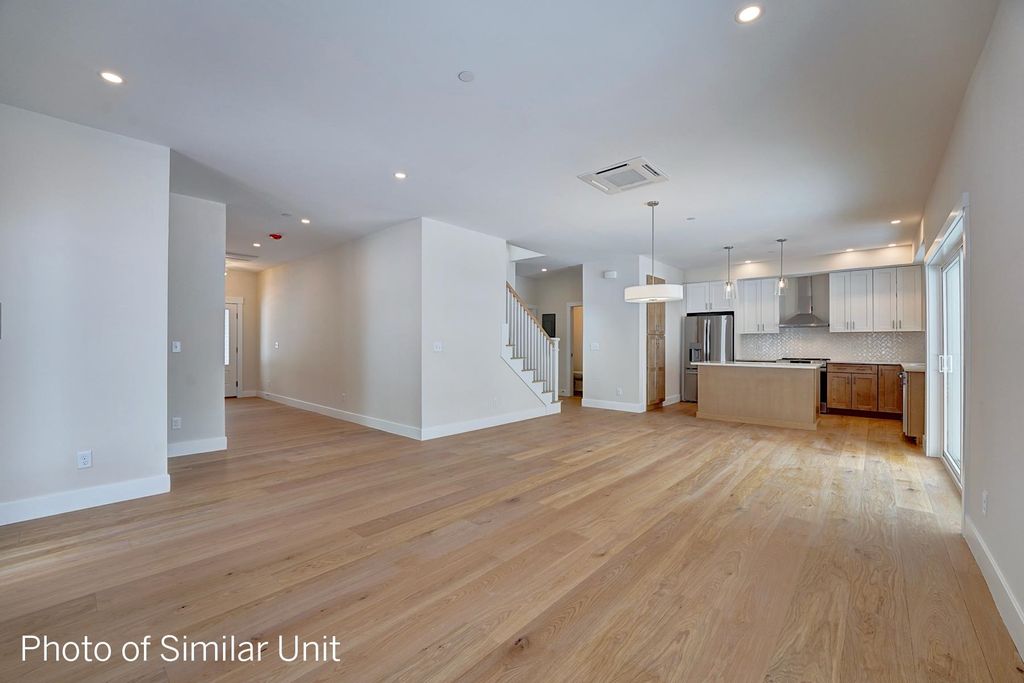 Photo of 24 Kasnet Drive, Rye, NH 03870 (MLS # 5071708)