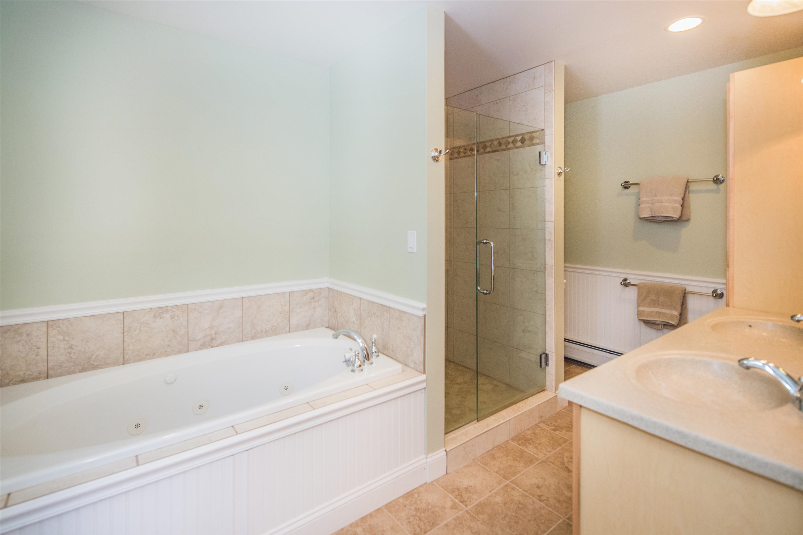 Mendon, Vermont 05701, United States, 3 Bedrooms Bedrooms, ,3 BathroomsBathrooms,Residential,Active,218891