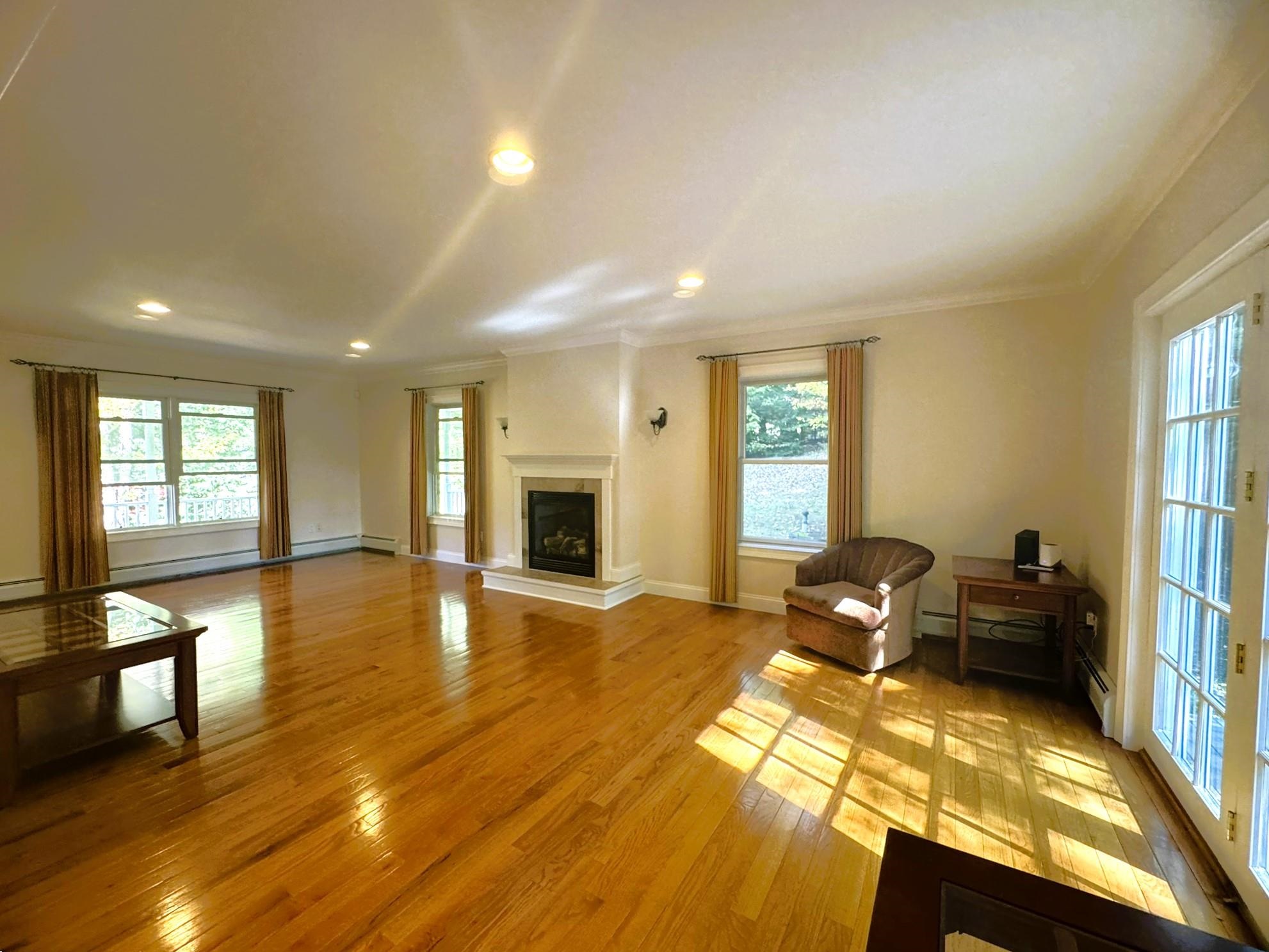 Mendon, Vermont 05701, United States, 3 Bedrooms Bedrooms, ,3 BathroomsBathrooms,Residential,Active,218891