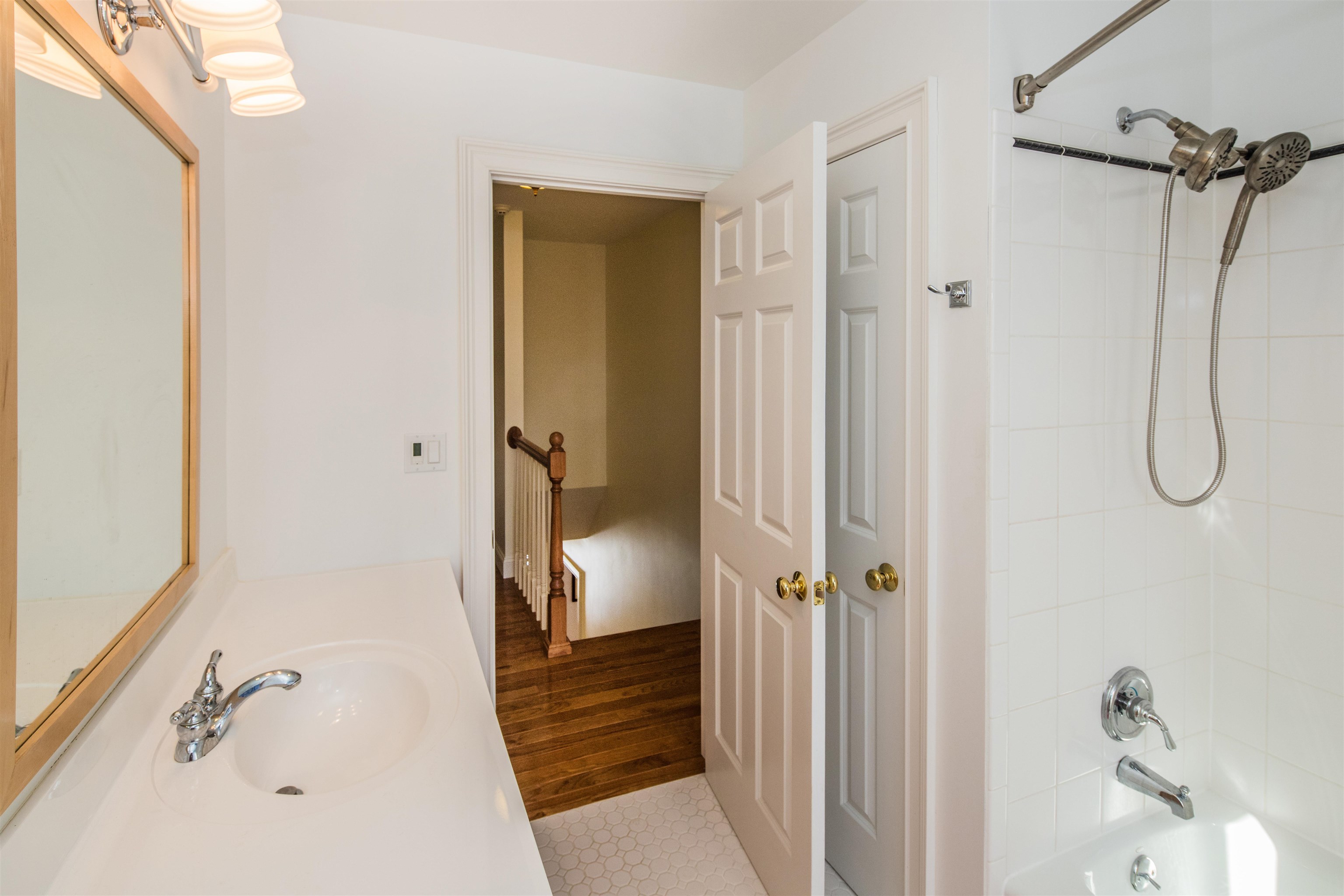 Mendon, Vermont 05701, United States, 3 Bedrooms Bedrooms, ,3 BathroomsBathrooms,Residential,Active,218891