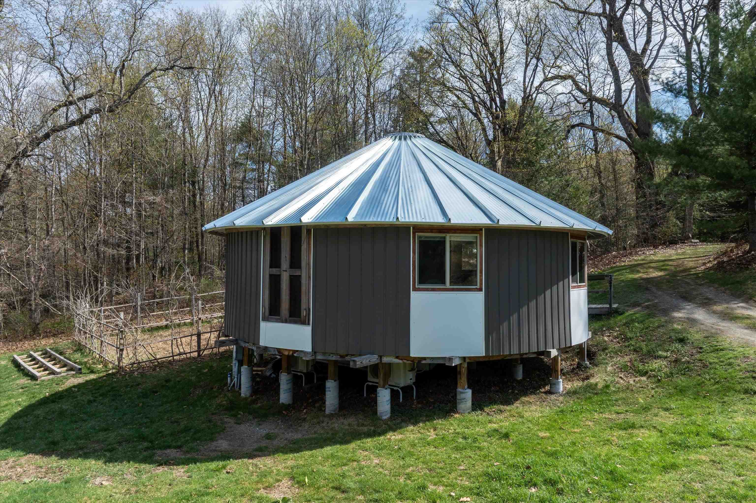 757 Weatherhead Hollow Road