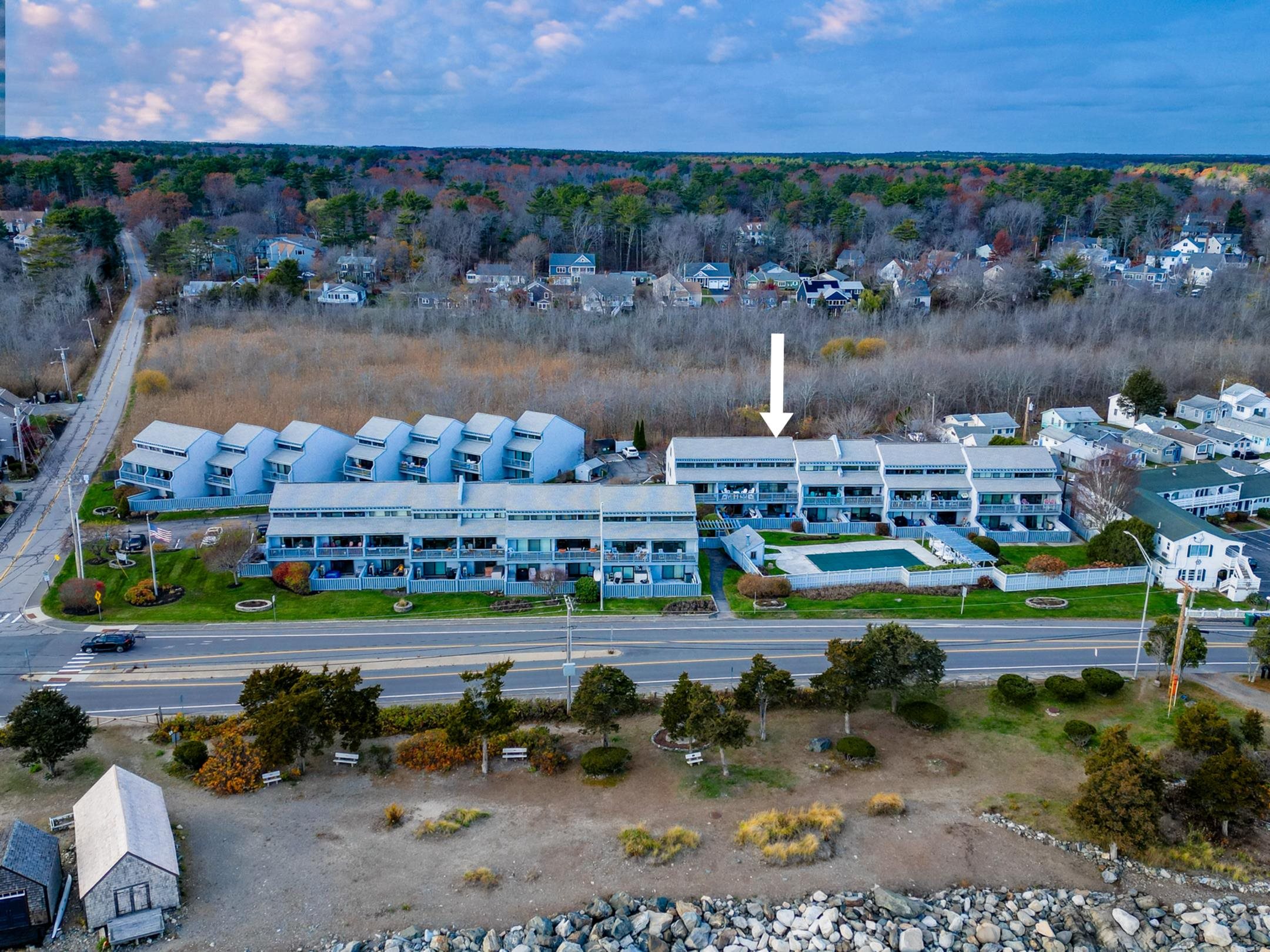 951 Ocean Boulevard 7