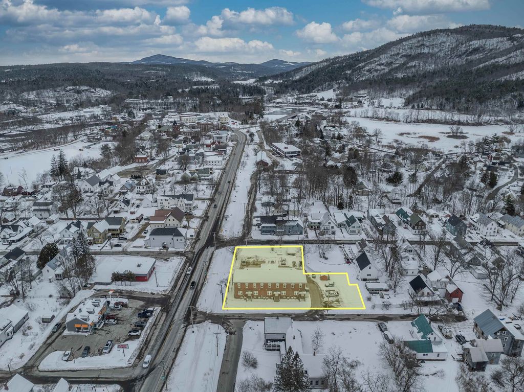 Photo of 26 Perkins Place, Haverhill, NH 03785 (MLS # 5077329)