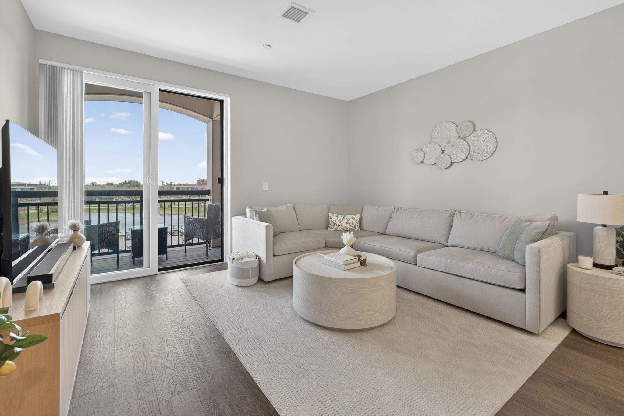 18 Artisan Drive 404