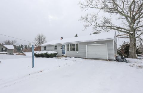 4 E Street Hudson NH 03051