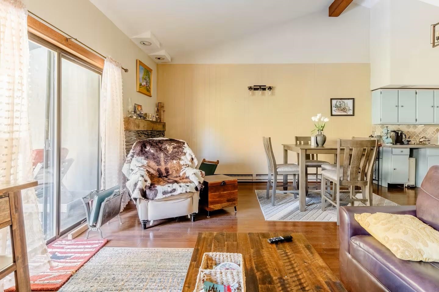 37 Gateway Court 24A