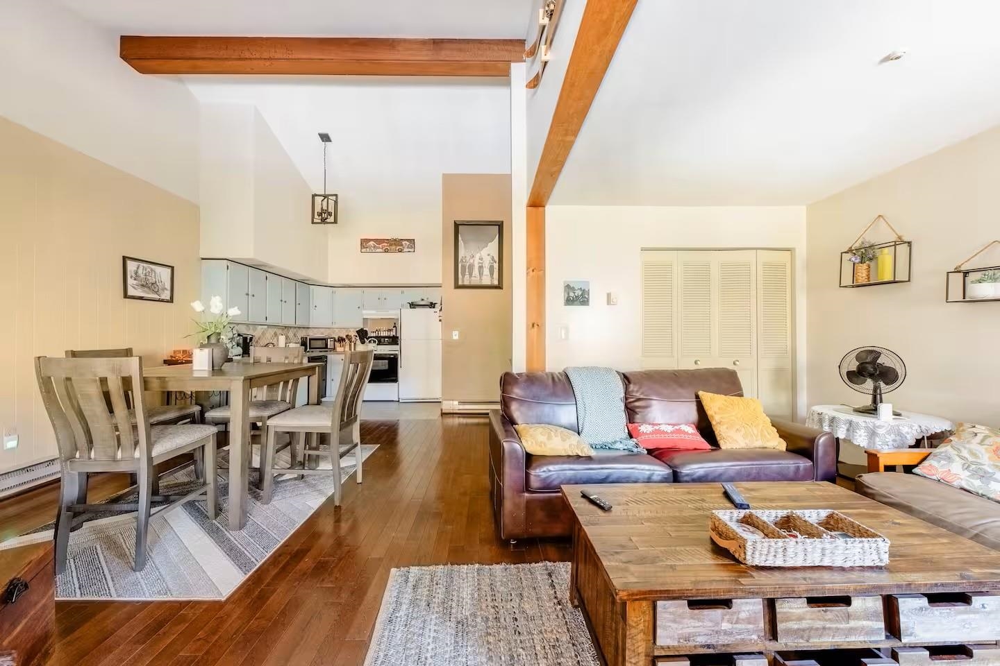 37 Gateway Court 24A