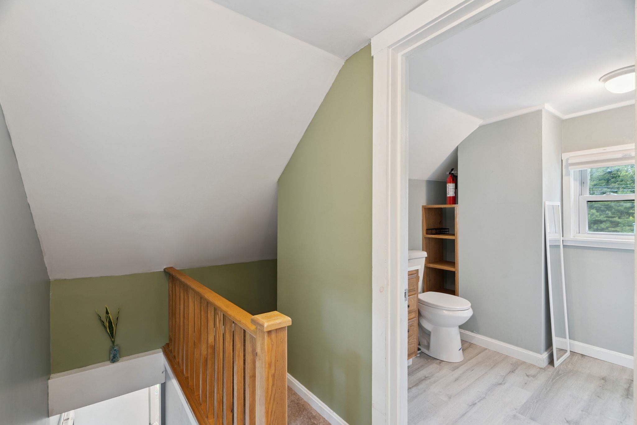 Enfield, New Hampshire 03748, United States, 2 Bedrooms Bedrooms, ,1 BathroomBathrooms,Residential,Active,191547