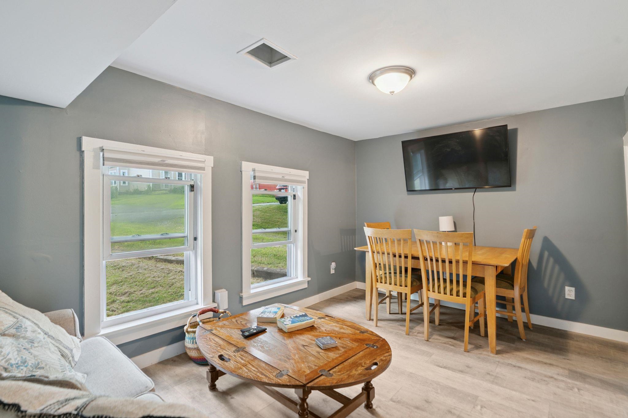 Enfield, New Hampshire 03748, United States, 2 Bedrooms Bedrooms, ,1 BathroomBathrooms,Residential,Active,191547