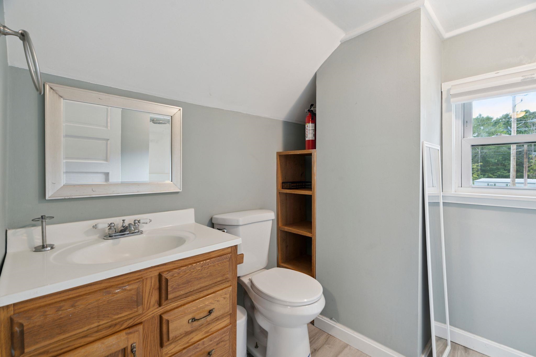 Enfield, New Hampshire 03748, United States, 2 Bedrooms Bedrooms, ,1 BathroomBathrooms,Residential,Active,191547