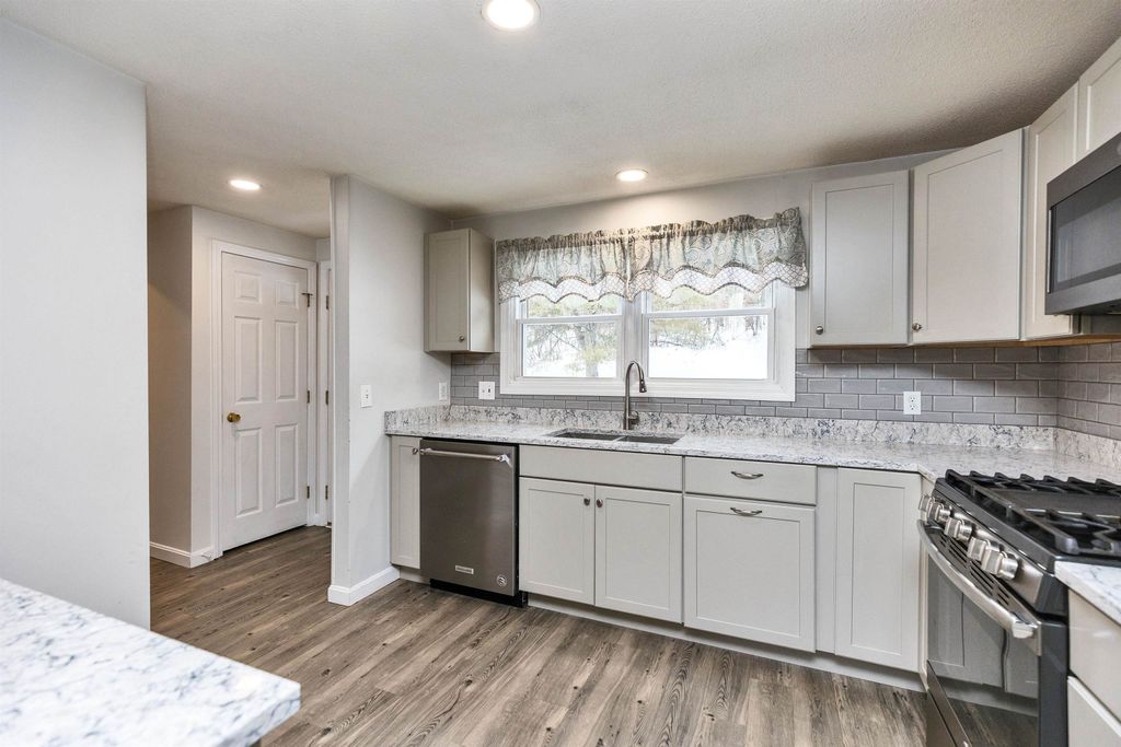 Photo of 20 Gates Road #11, Marlborough, NH 03455 (MLS # 5076167)