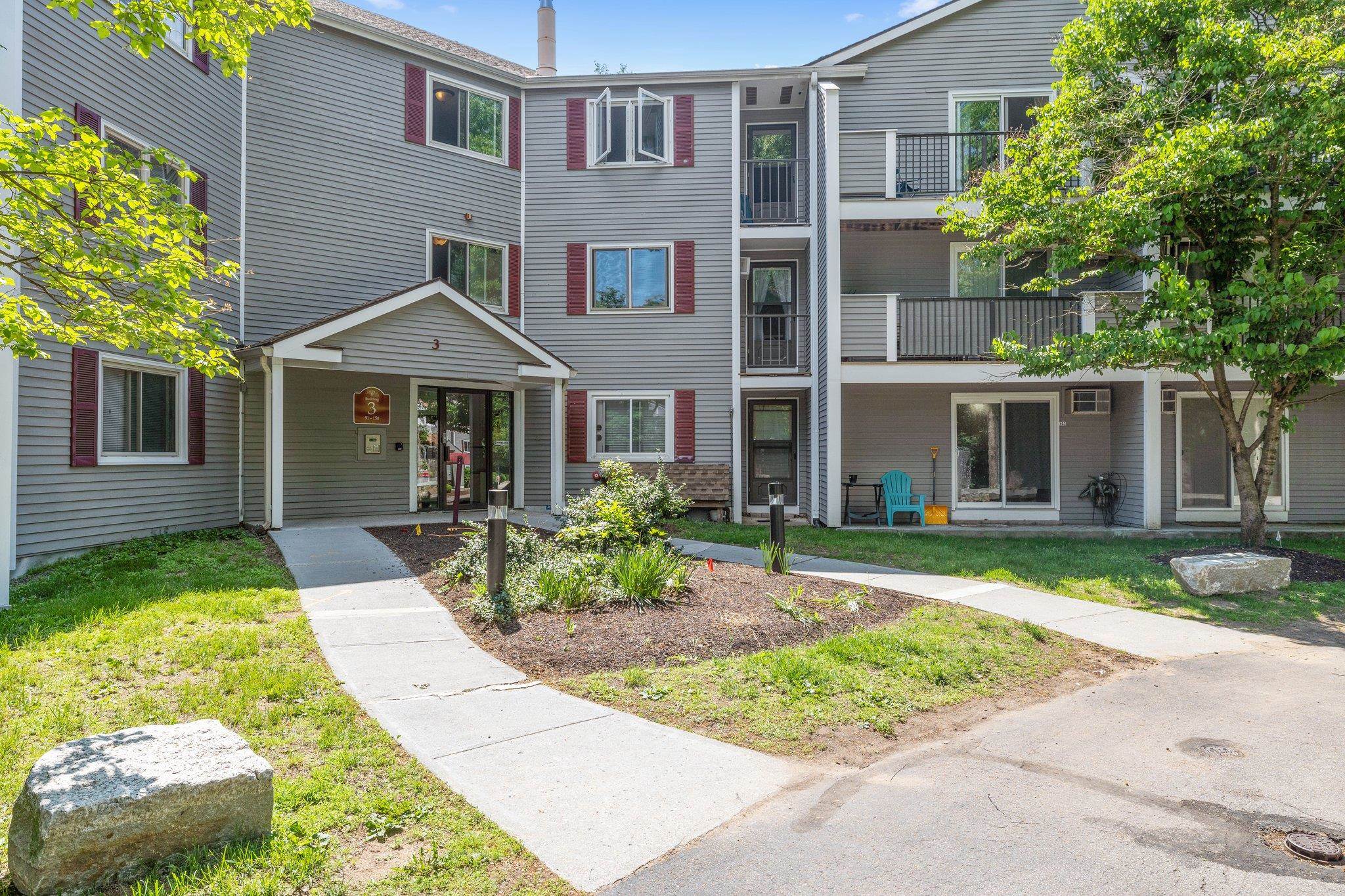 120 Fisherville Road 94