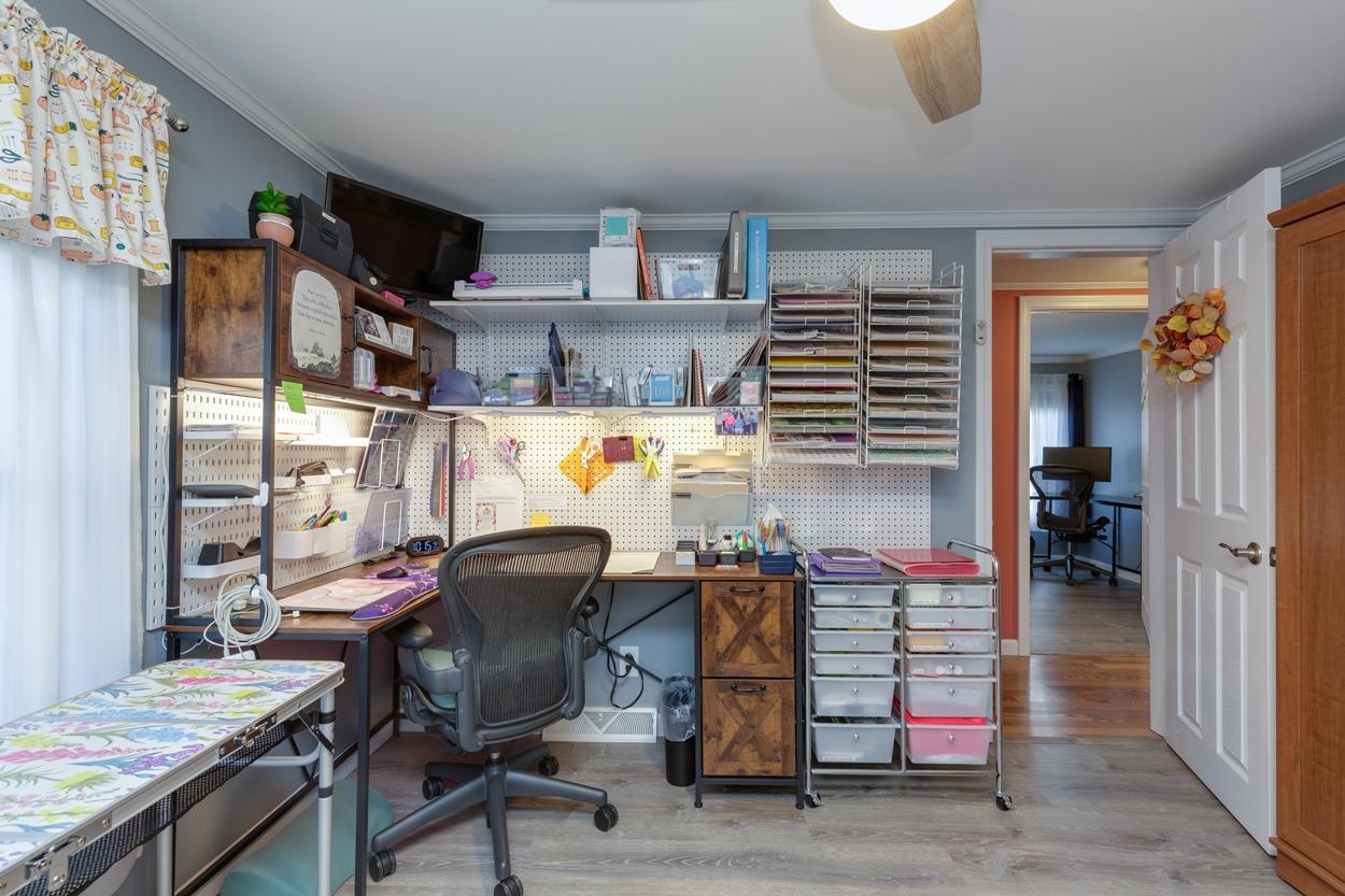 Hopkinton, New Hampshire 03229, United States, 3 Bedrooms Bedrooms, ,2 BathroomsBathrooms,Residential,Active,224312