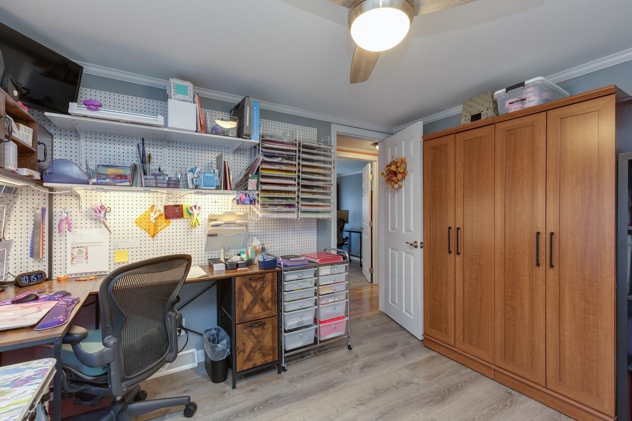 Hopkinton, New Hampshire 03229, United States, 3 Bedrooms Bedrooms, ,2 BathroomsBathrooms,Residential,Active,224312