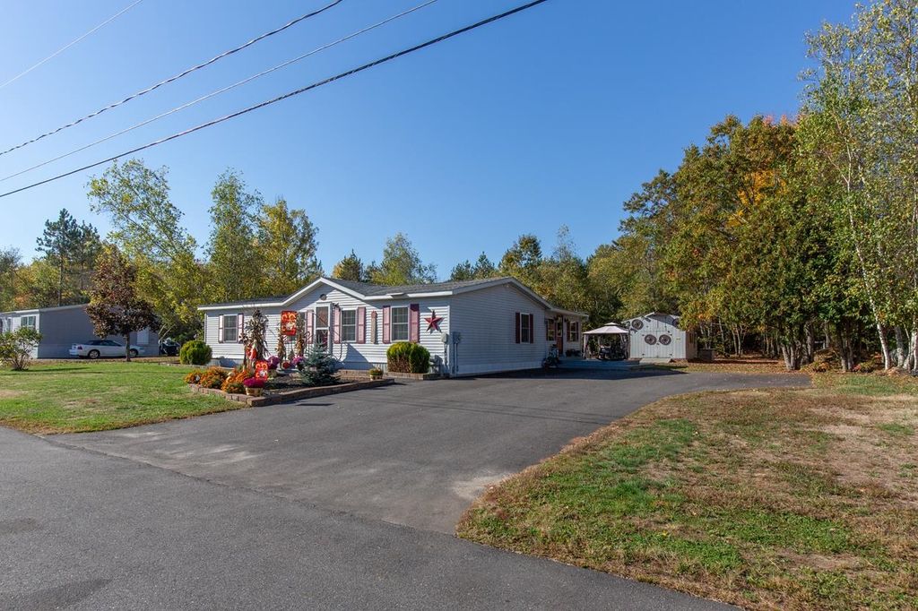 Photo of 155 Pamela Drive, Hopkinton, NH 03229 (MLS # 5064852)