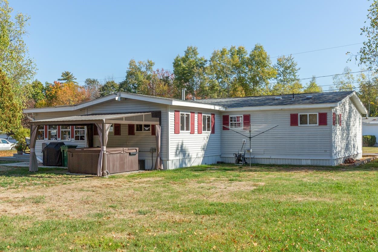 Hopkinton, New Hampshire 03229, United States, 3 Bedrooms Bedrooms, ,2 BathroomsBathrooms,Residential,Active,224312