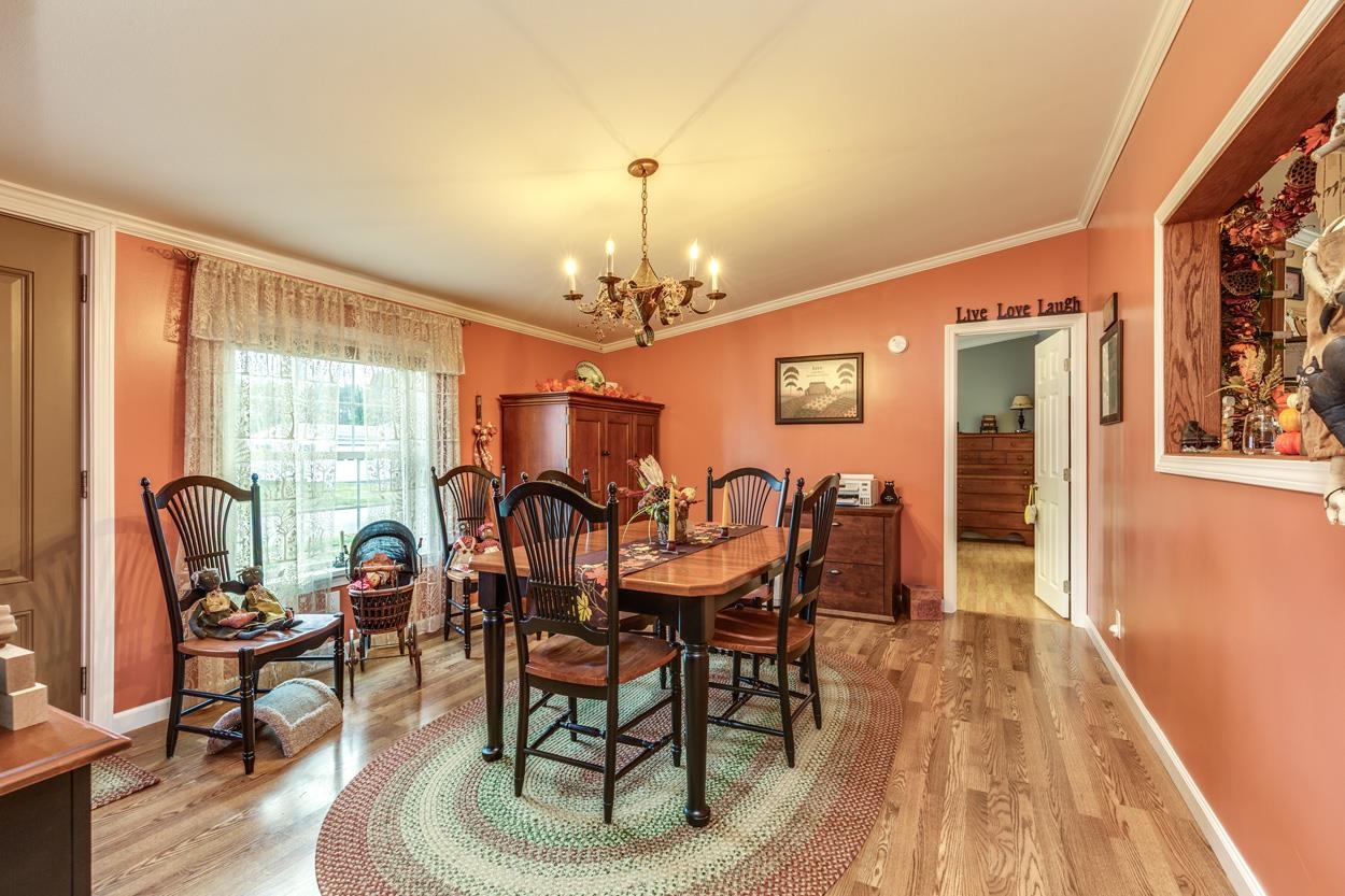 Hopkinton, New Hampshire 03229, United States, 3 Bedrooms Bedrooms, ,2 BathroomsBathrooms,Residential,Active,224312