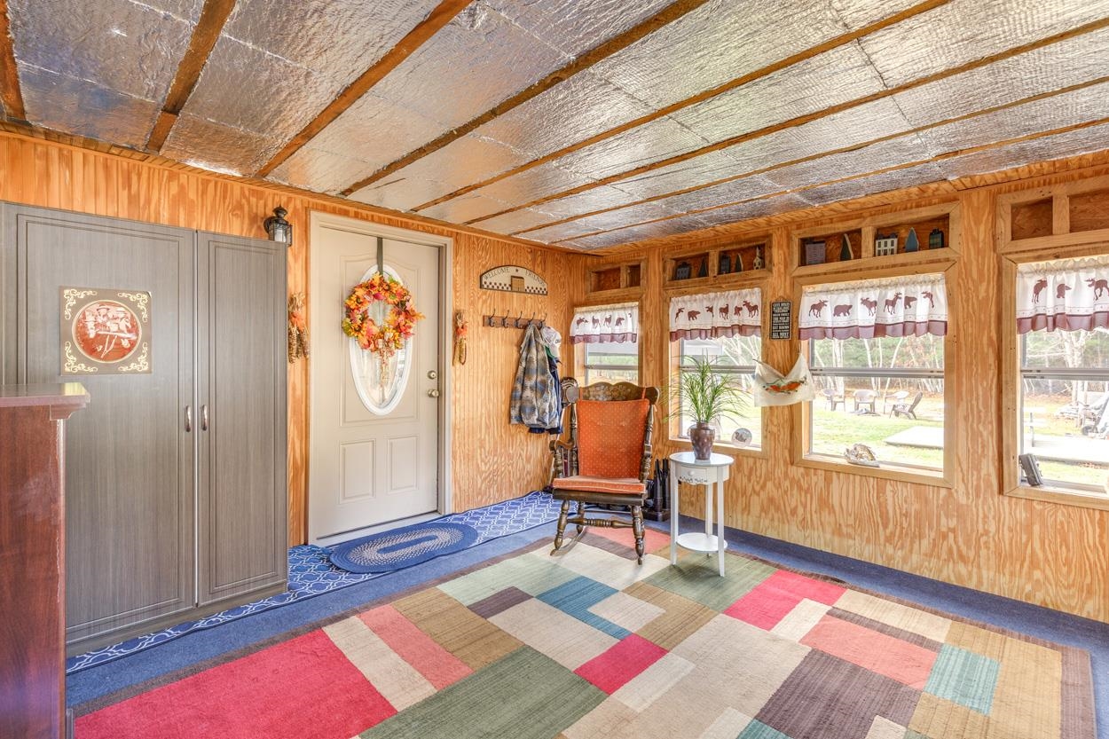 Hopkinton, New Hampshire 03229, United States, 3 Bedrooms Bedrooms, ,2 BathroomsBathrooms,Residential,Active,224312