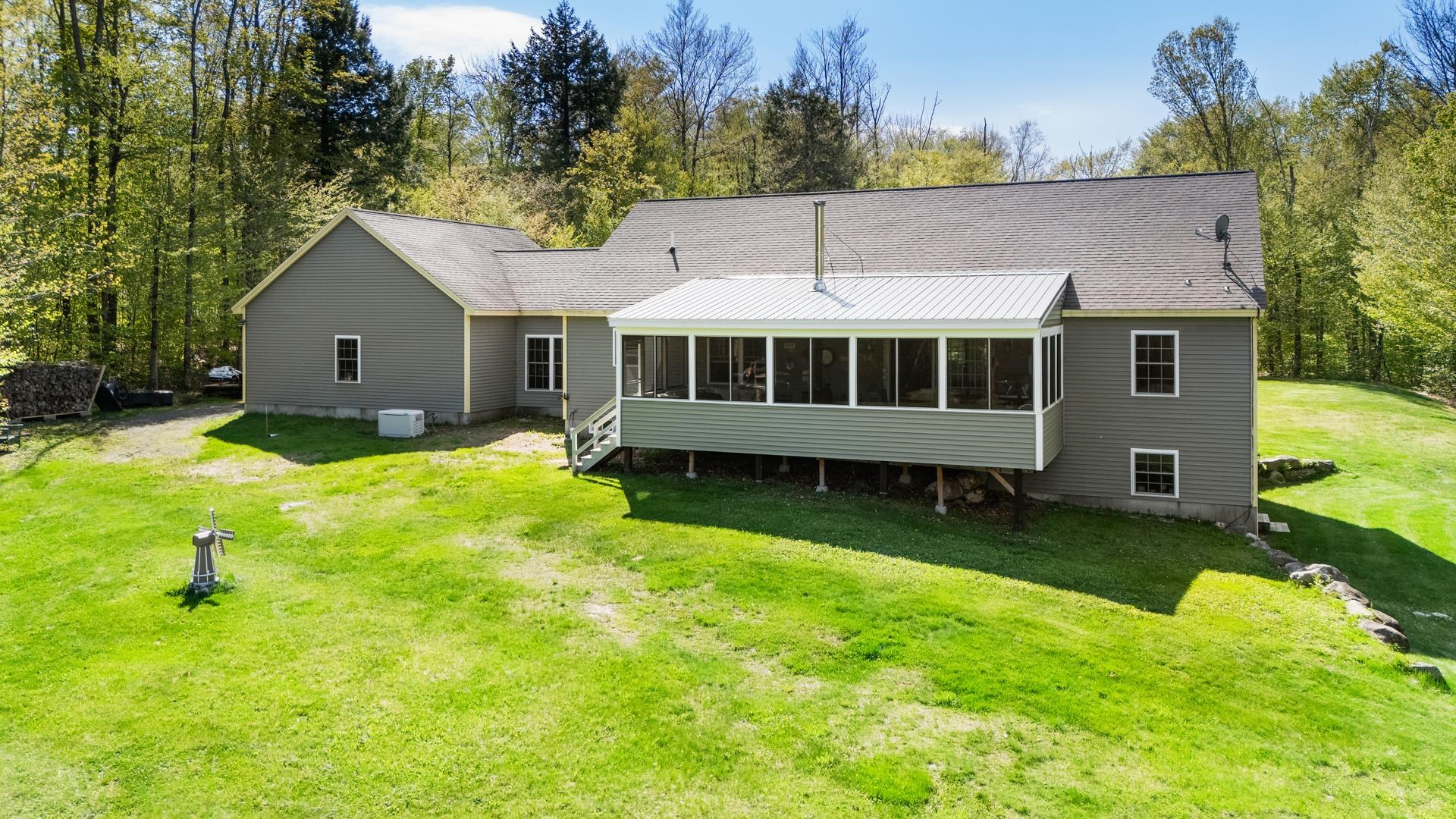 492 Philbrick Hill Road