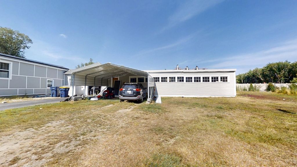 Photo of 193 Main Street, Plaistow, NH 03865 (MLS # 5053950)