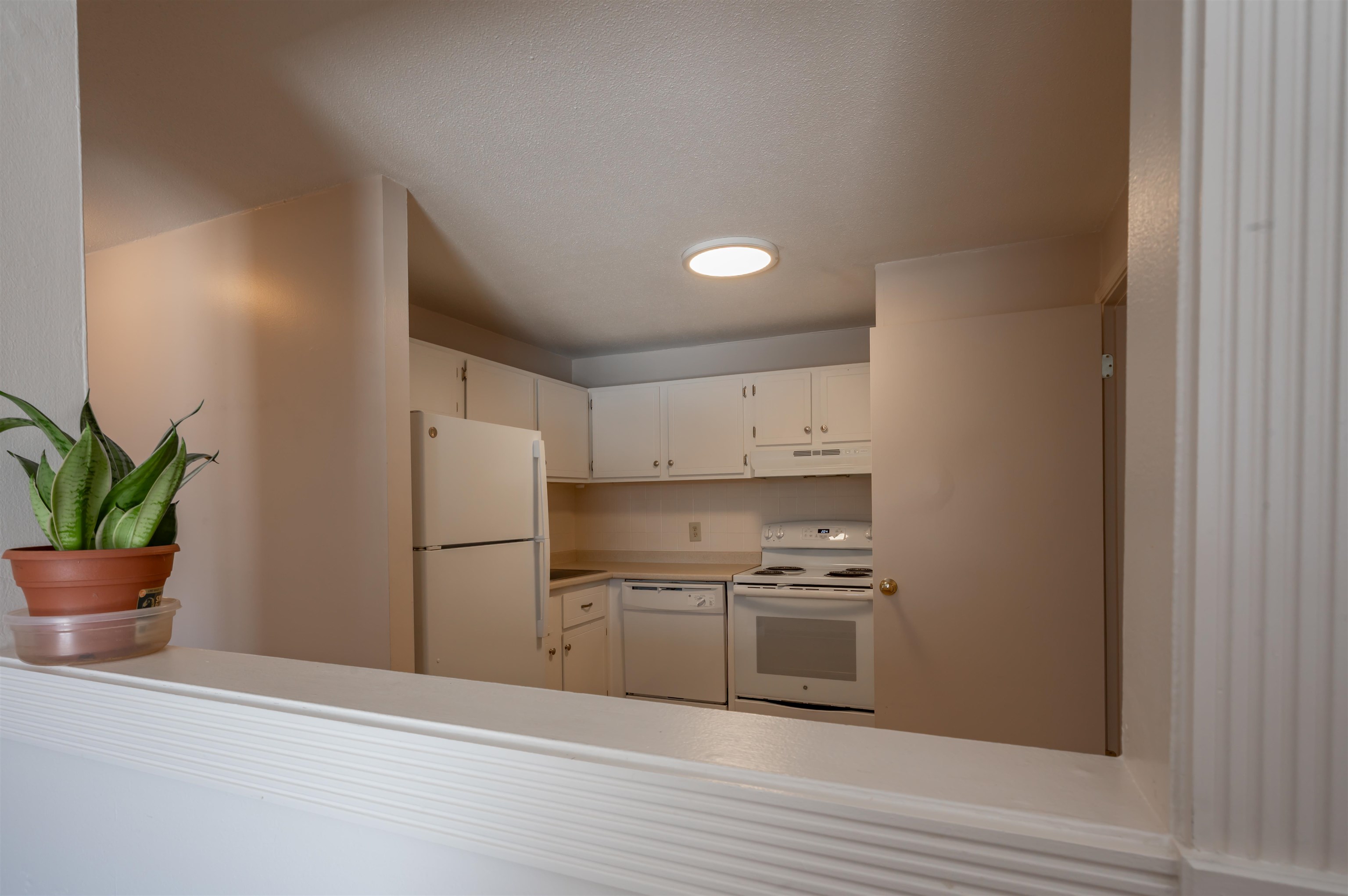 36 English Village Road 202R