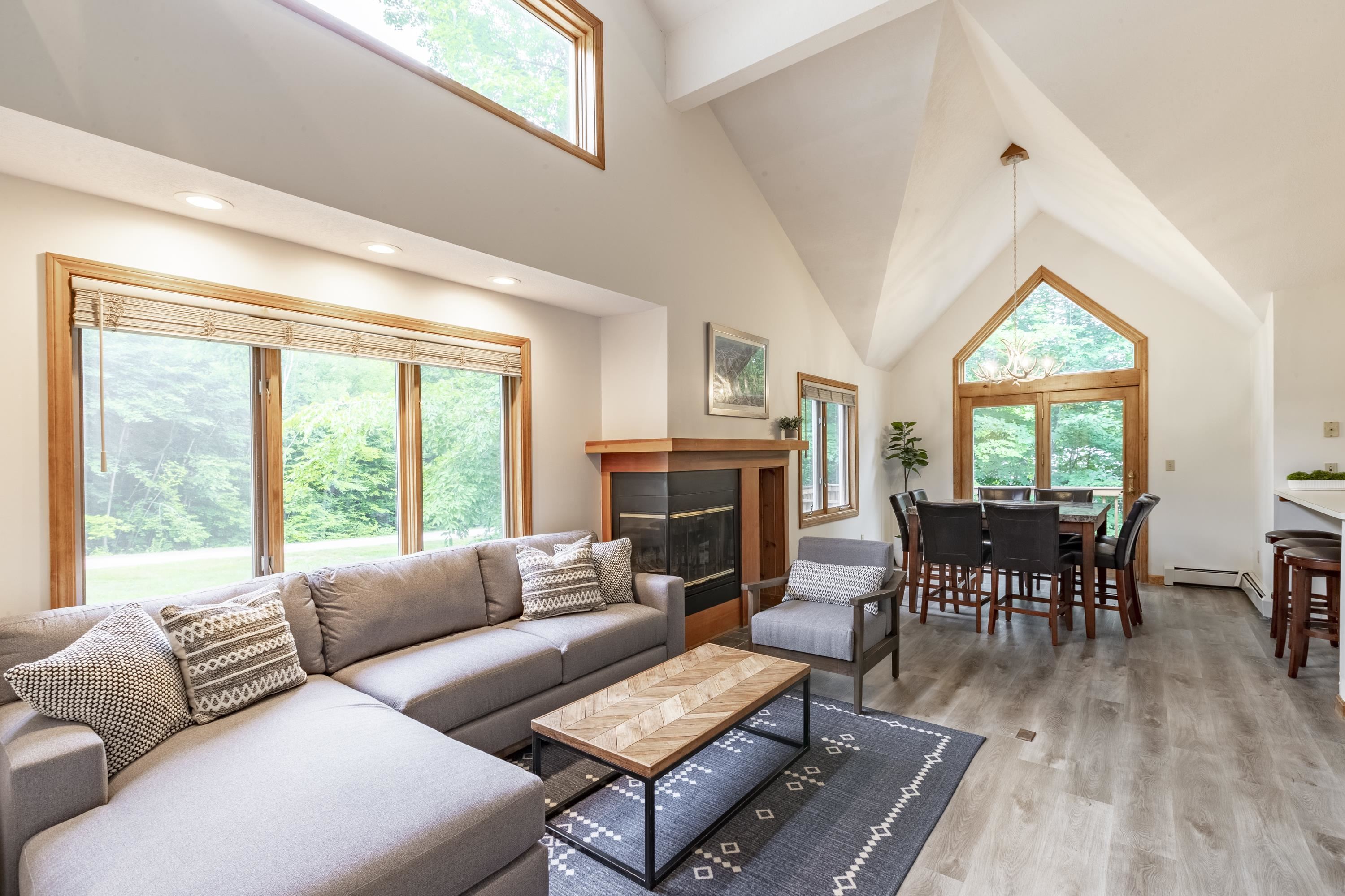 31 Pine Hill Lane Unit 1